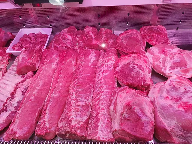 carne de cerdo variada